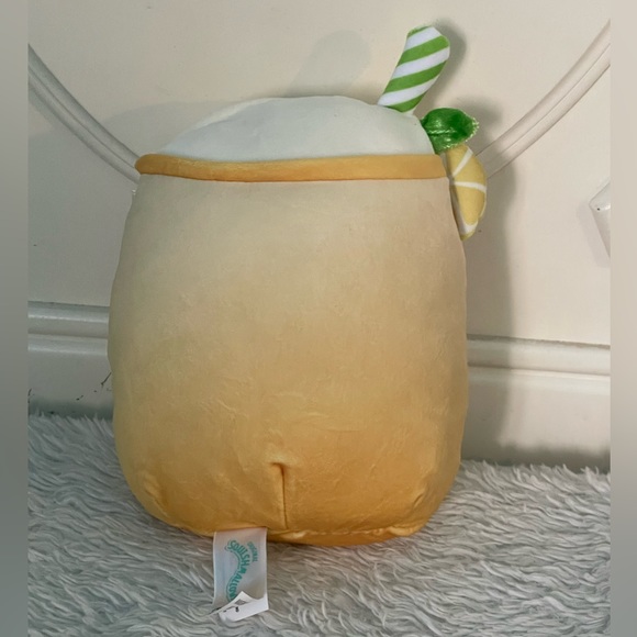 Medina 8” Squishmallow - Picture 5 of 6